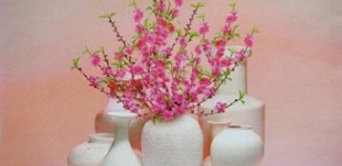 Tổng hợp các kiểu cắm hoa để bàn ngày Tết rước tài lộc vào nhà