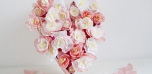 Hộp hoa giấy xinh tặng mẹ nào cũng phải thích