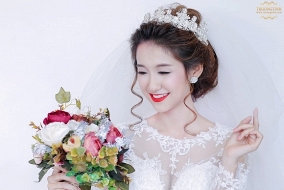 Trương Tịnh Make Up - Chuyên gia Trang điểm cô dâu đẹp nhất mọi thời đại