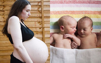 Mang thai 11 tháng chưa chịu đẻ, cuối cùng mẹ bầu cũng lâm bồn nhờ một việc cực khôi hài