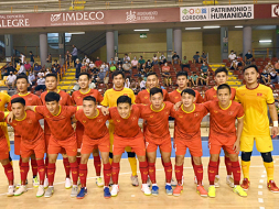 Futsal Việt Nam vs Brazil: Cùng nhảy điệu Samba!